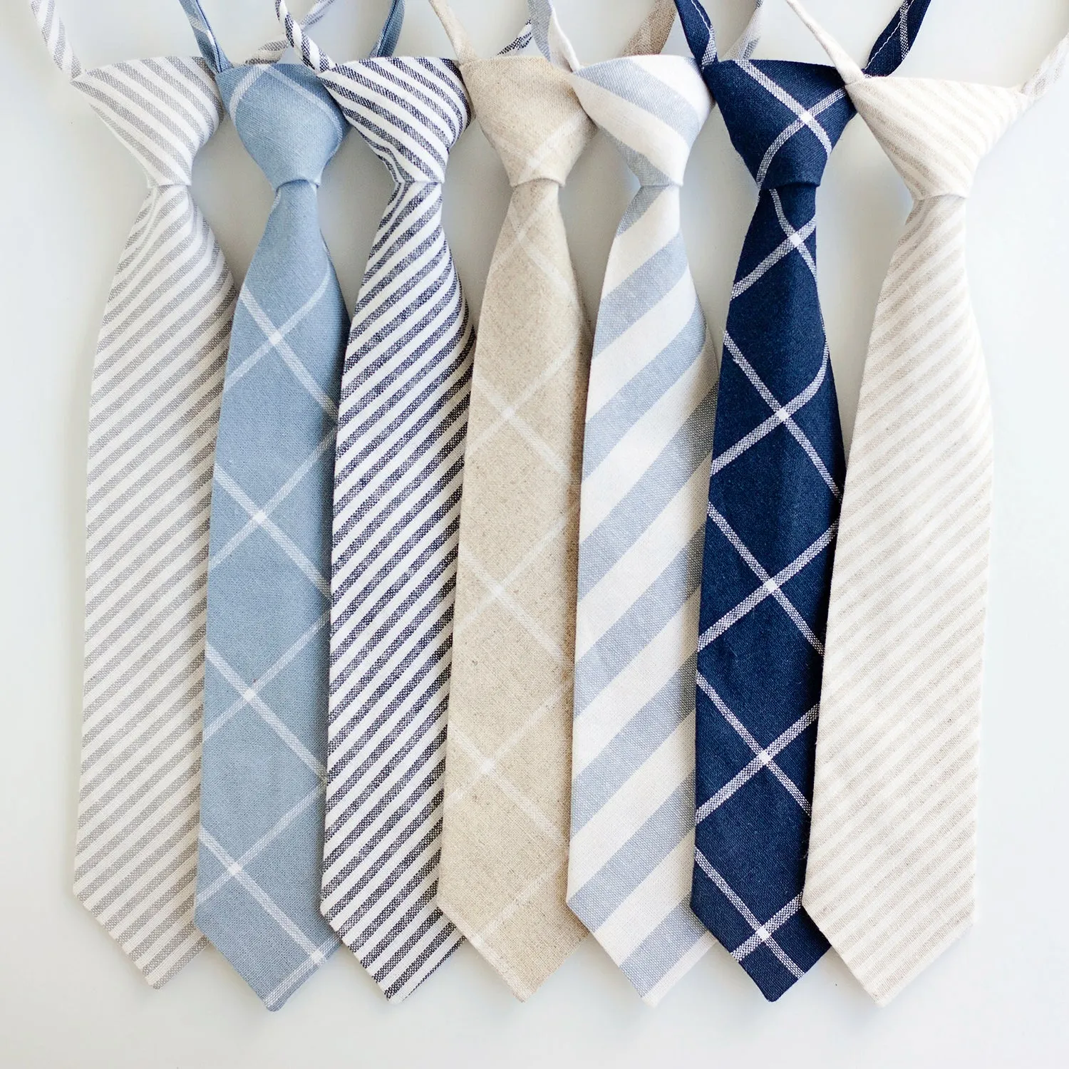 Boy's Necktie / Chambray Linen Window Pane