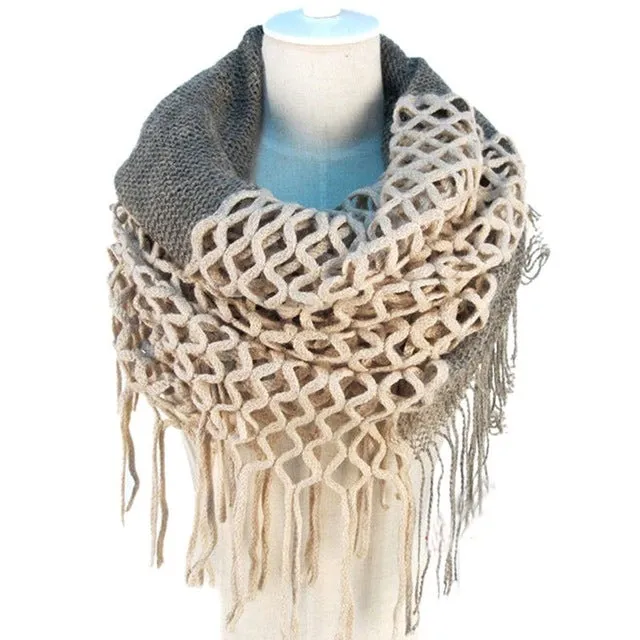 Knitted Loop Tassels Scarf