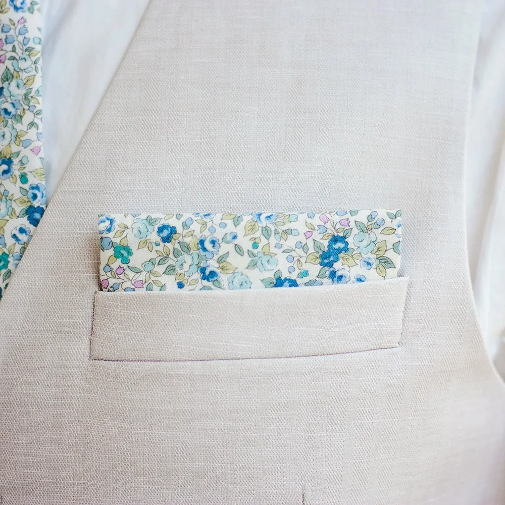 Men's Necktie / Blossoms In Blue