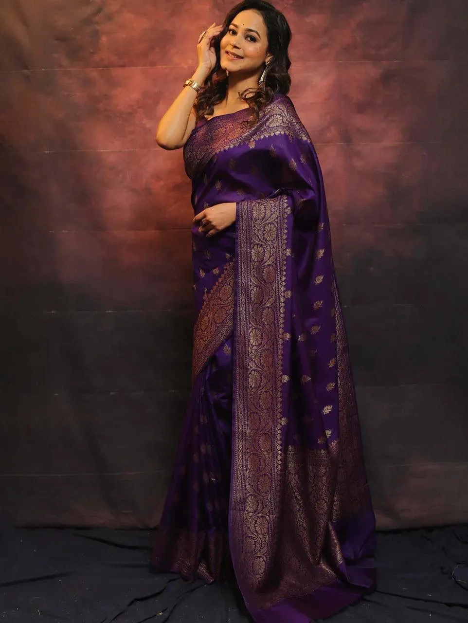 Panoply Purple Soft Silk Saree With Most Flattering Blouse Piece