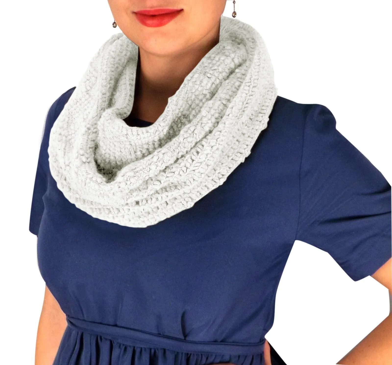 Womens Glamorous Chic Warm Knitted Winter Snood Infinity Loop Scarf